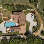 Lux. Ema Villa