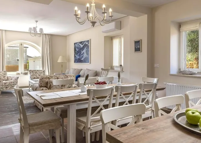 Lux. Ema Villa Cabrunici